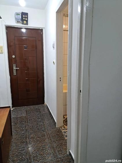 Apartament cu 2 camere semidecomandat în Militari