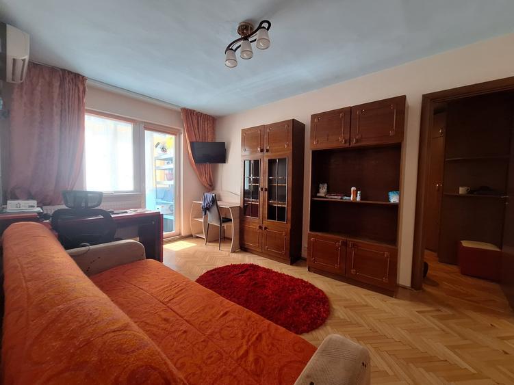 Apartament cu 2 camere semidecomandat, mobilat în Șagului