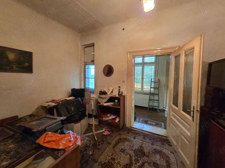 Apartament cu 4 camere decomandat, mobilat în Cetății