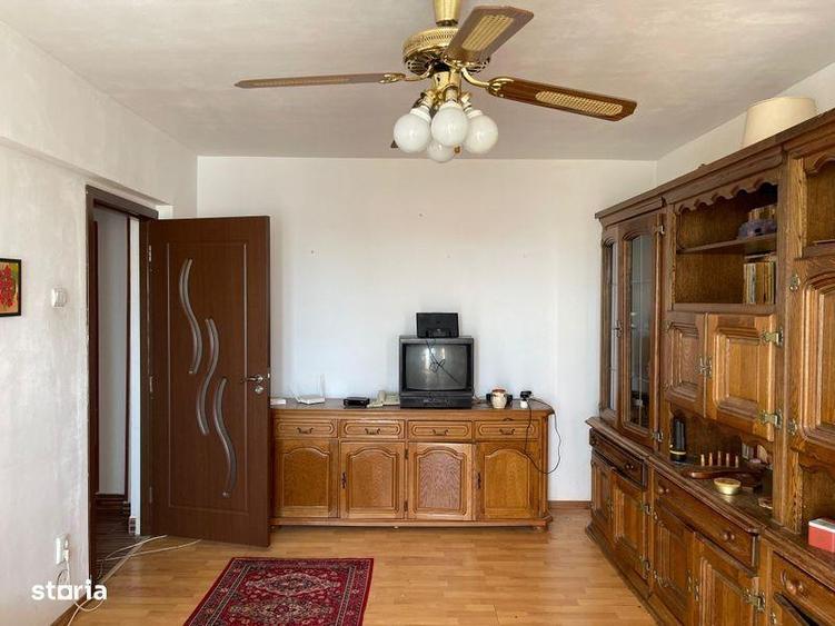Apartament cu 2 camere decomandat în Republicii