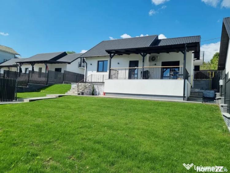 Casă cu 3 camere cu Teren 350 Mp în Central