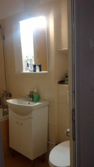 Apartament cu 3 camere decomandat în Alexandru cel Bun