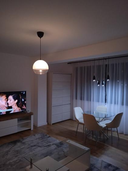 Apartament cu 2 camere decomandat în Pipera