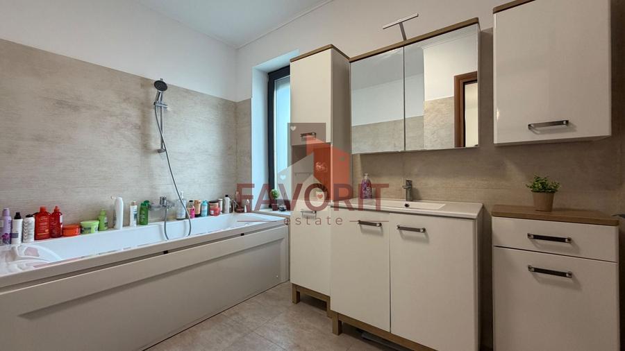 Duplex cu 3 camere cu Canalizare în Moșnița Nouă