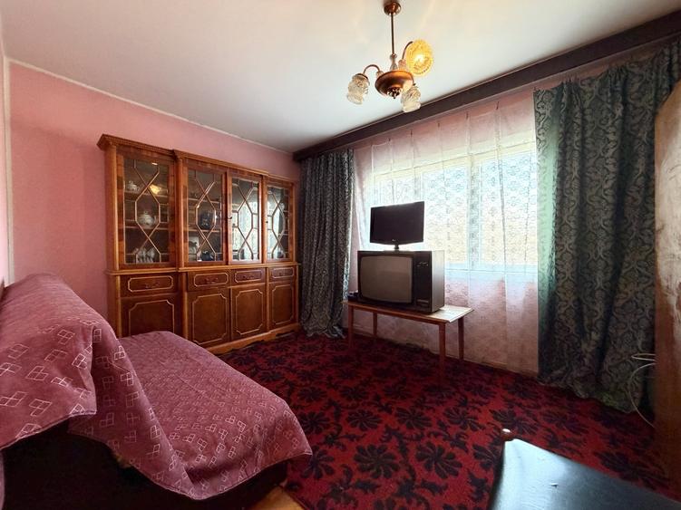 Apartament cu 2 camere semidecomandat, mobilat în Girocului