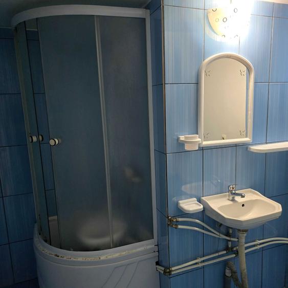 Proprietar inchiriez apartament o camera spatios - 8