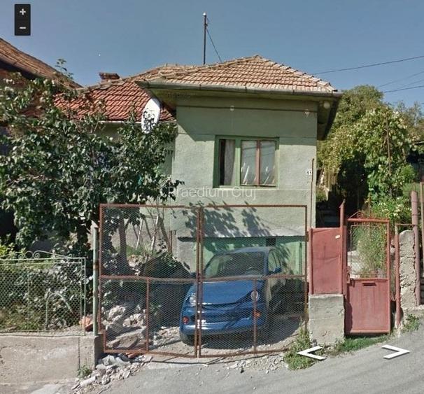 Casa de vanzare in Dambul Rotund, teren 2000 mp