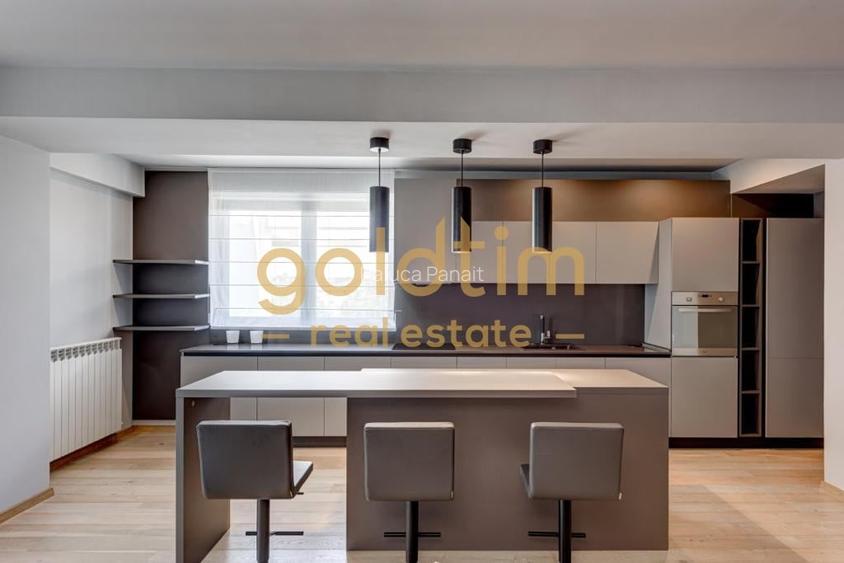 PENTHOUSE/ROVERE/ANSAMBLU CU PISCINA/SPATII DEPOZITARE/TERASE GENEROASE PENTHOUSE/ROVERE/ANSAMBLU CU PISCINA/SPATII DEPOZITARE/TERASE GENEROASE