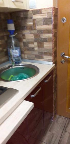 Vand camera camin cu tot cu mobila va rog ma suna?i pe whaysapp la nr - 20