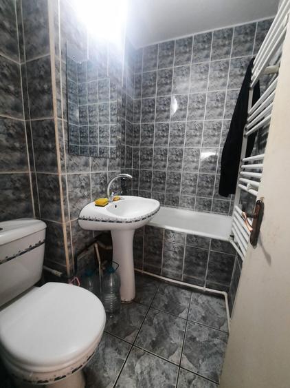 Inchiriez apartament 2 camere in Pascani. - 3