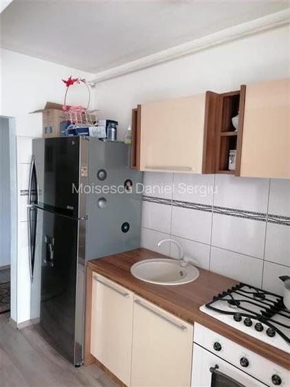 Apartament 2 camere, bloc nou, decomandat, et. 3 zona Soarelui Apartament 2 camere, bloc nou, decomandat, et. 3 zona Soarelui