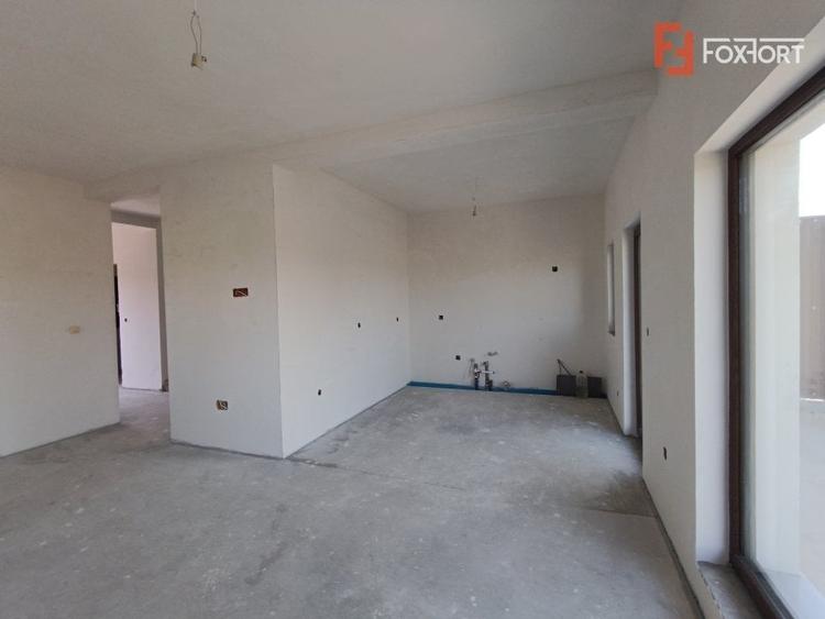 Triplex 5 camere, 2 bai, 114 mp utili, zona Plopi Timisoara - V8613 - 12
