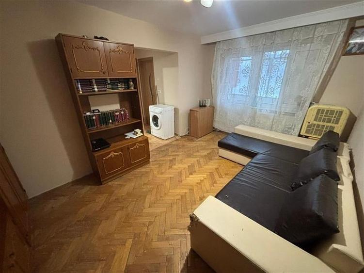 Apartament cu 3 camere - Aleea Ghioceilor - 1