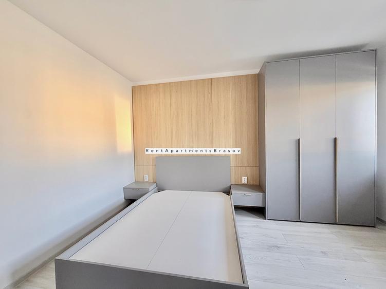 Apartament cu 3 camere decomandat în Tărlungeni