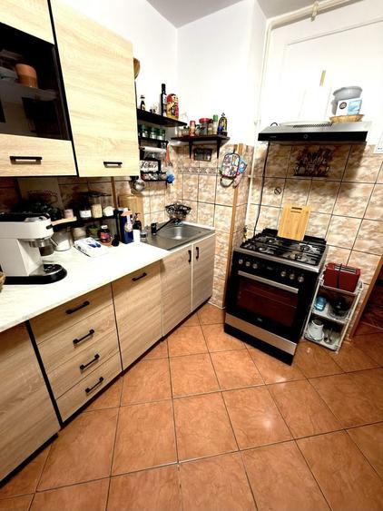 Apartament 2 camere de vanzare 54 mp Mangalia, Str. Oituz - 7