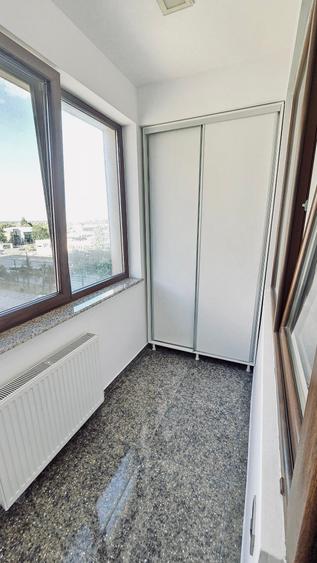 Apartament cu 3 camere si 2 grupuri sanitare in zona Tractorul la Isaran,et7/10 - 6