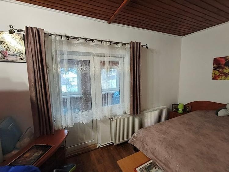 Vila D+P+E de vanzare in Azuga - 8