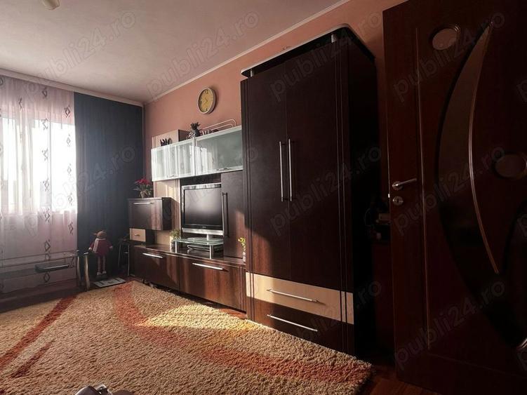 Vand apartament cu doua camere decomandat si complet mobilat - 3