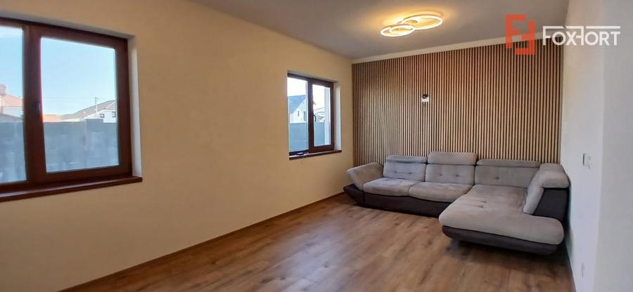 Duplex cu 5 camere si teren de 300 mp in Dumbravita la cheie - 1