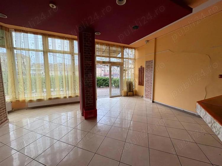 Dau in chirie spatiu comercial in Oradea, zona Rogerius str. I Cantacuzino 75 mp pret 10 Eur mp - 5