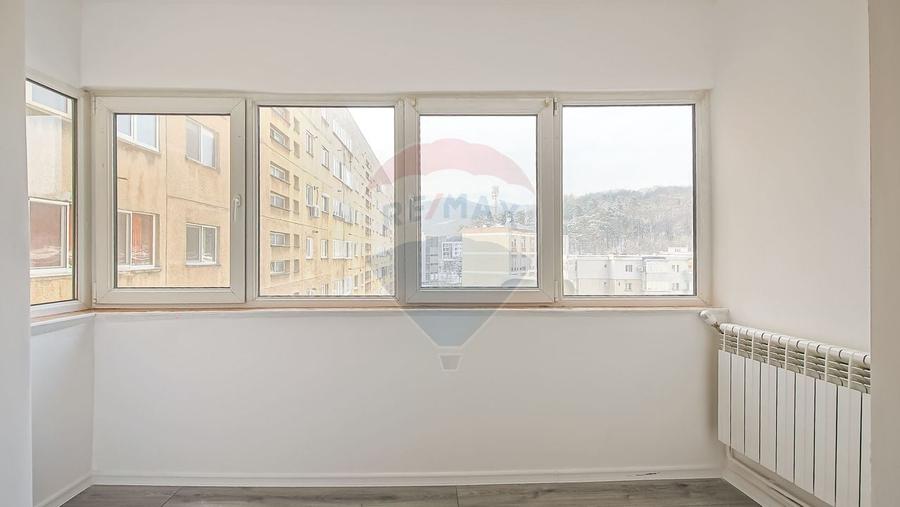 Apartament cu 2 camere de vânzare în zona Judetean - 4