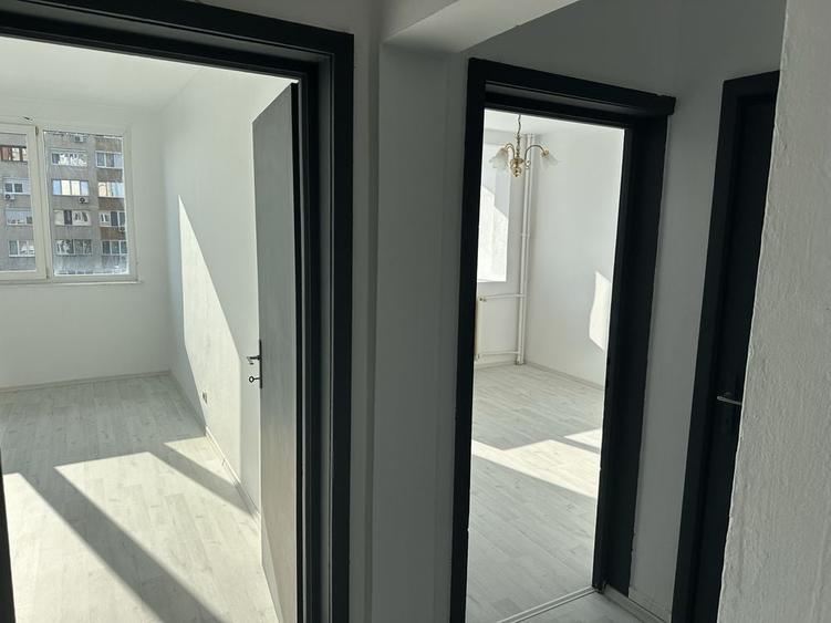 Apartament cu 2 camere decomandat în Podgoria