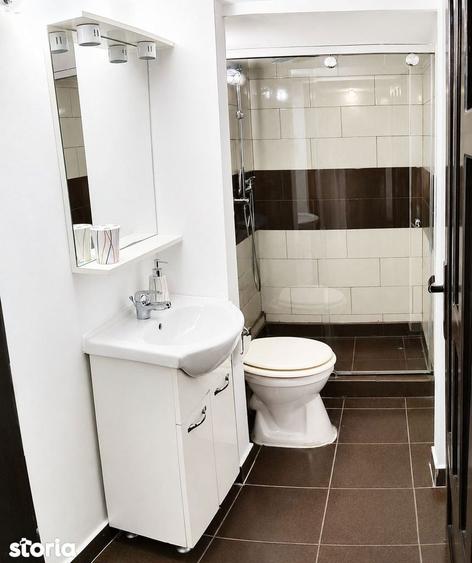 De inchiriat apartament cu 5 camere aproape de Pia?a Unirii - 12