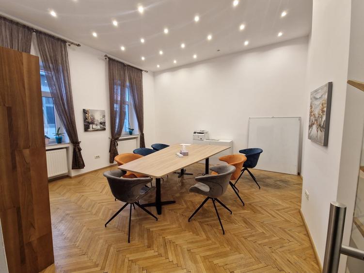 Birou de Inchiriat In Centrul Istoric - 1