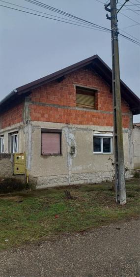 Casa de vanzare - 1