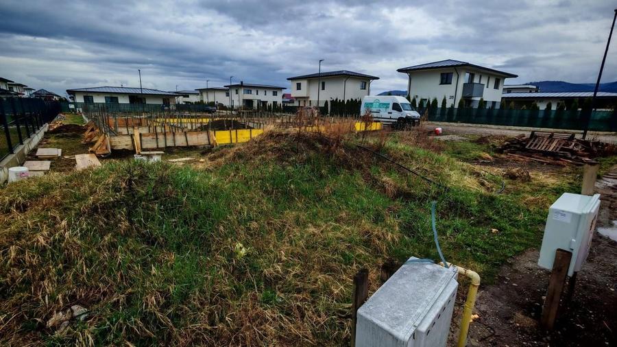 DIFERIT Haus ,Cristian,500 mp cu autorizatie,CASA IN CURS DE EXECUTIE - 4