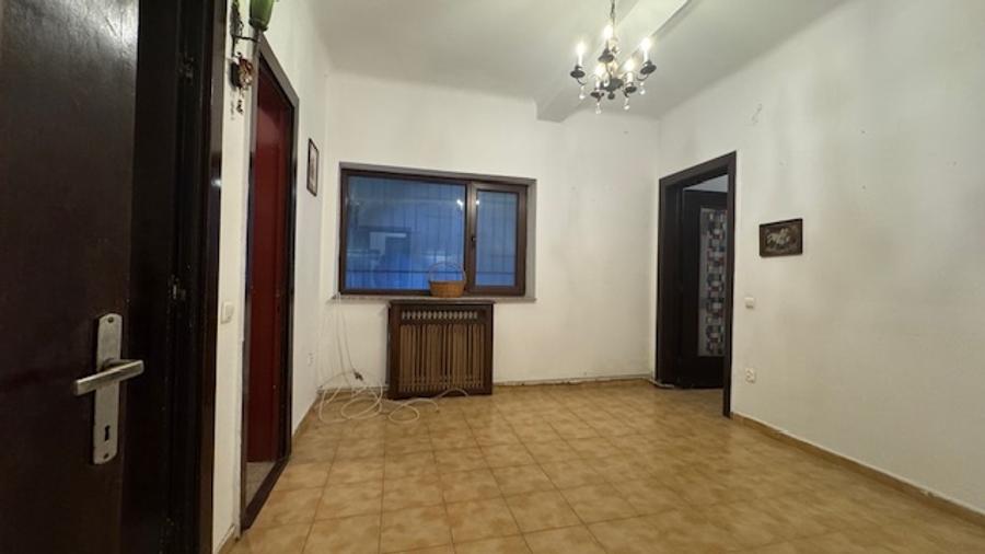 Apartament 3 camere, parter Piata Lahovari - 3