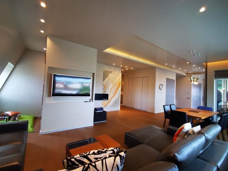 Penthouse  ultrafinisat cu 4 dormitoare, mobilier modern si garaj dublu - 3