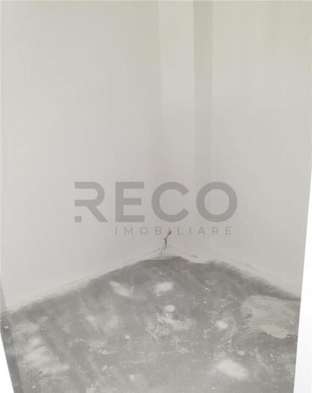 Spatiu comercial la in Rogerius zona Lacul Rosu - 4