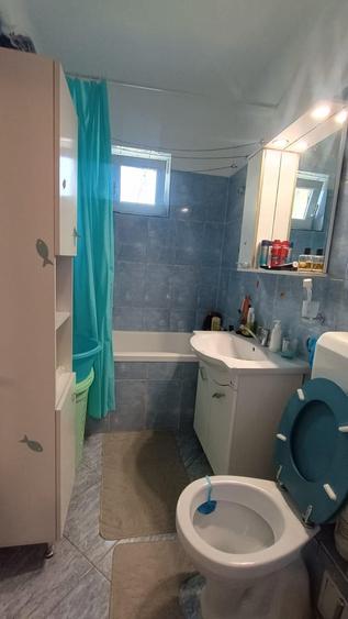 Apartament cu 3 camere semidecomandate, Marasesti - 8