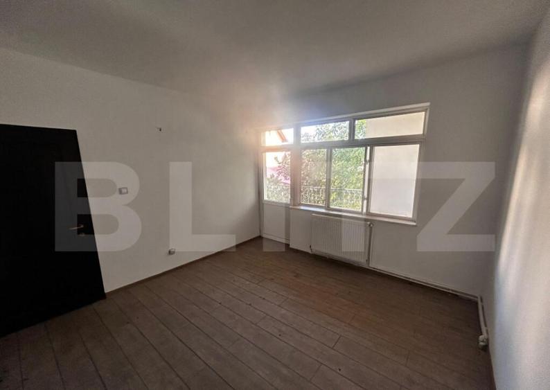 Casa de vanzare, 300 mp, strada Jiului - 4