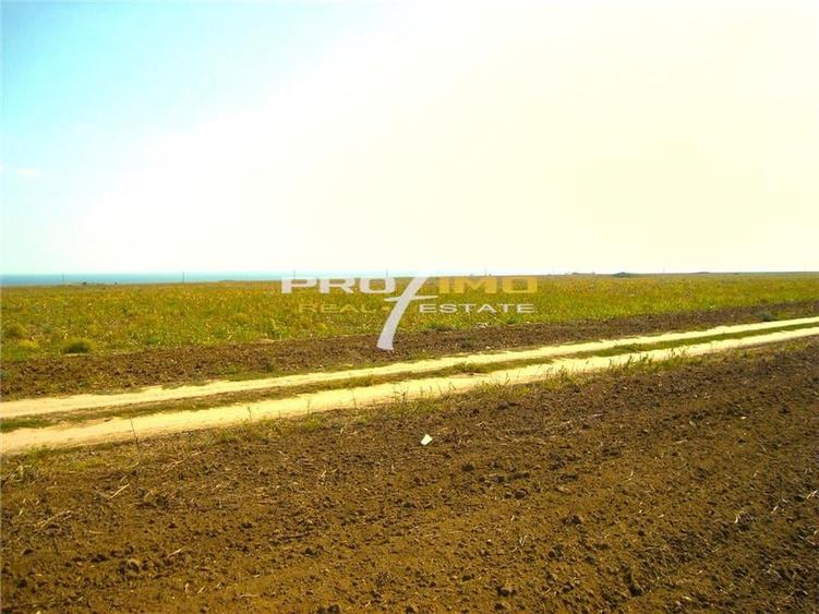 Teren 2000mp.situat la cc.800 m. de Plaja Corbu - 5