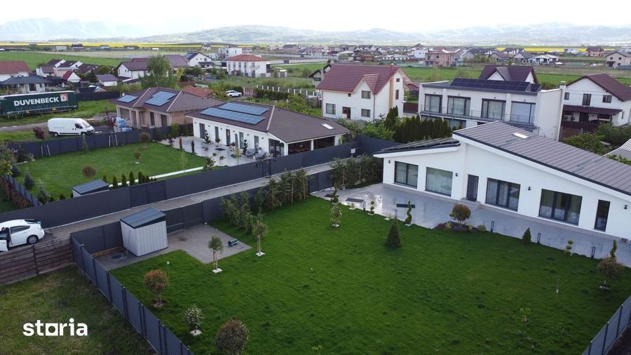 Casă cu 3 camere cu Teren 850 Mp în Cristian