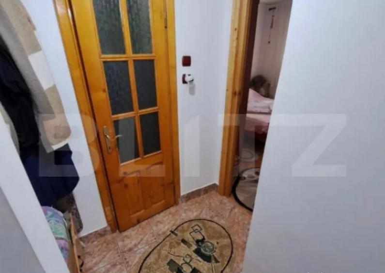 Apartament 2 camere, 52 mp, decomandat, zona Zamca - 6