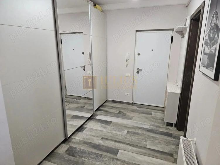 Apartament cu 3 camere decomandat în Giroc
