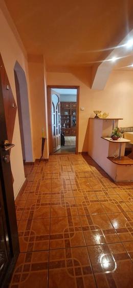 Apartament 3 camere, 77 mp, zona Pelendava - 15