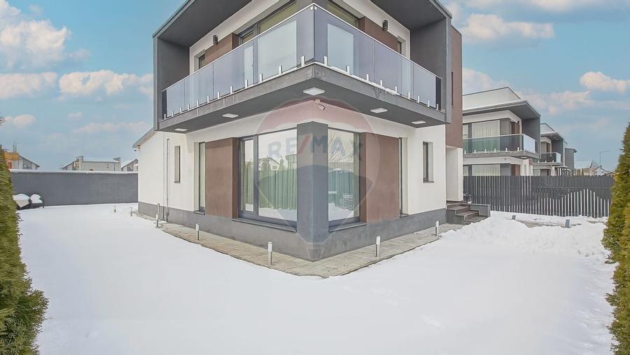 Comision 0% | Casă individuală P+E | Sânpetru – zonă centrală - 1