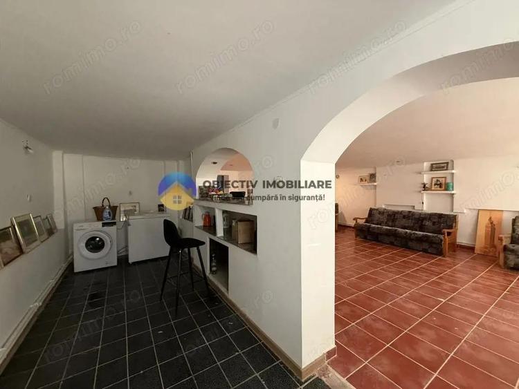 Casa spa?ioasa + teren de vanzare Girov, jud. Neam? - 16