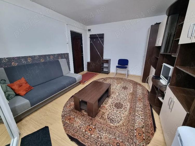 Garsoniera - Zona Girocului - strada Lidia - 3