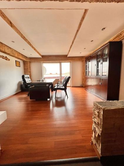 Vand apartament cu o camera in zona centrala. - 2