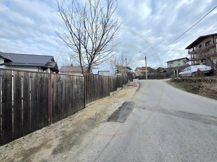 Teren Găvana – stradă liniștită, aproape de pădure și facilitățile din cartier - 3
