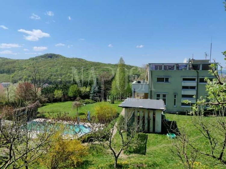 Casa 5 camere de vanzare in Floresti - 5