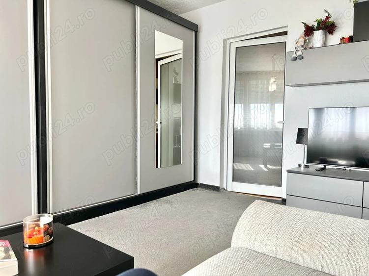 Apartament de vanzare (deasupra mag. Curtici) 2 camere Chisineu-Cris - 2