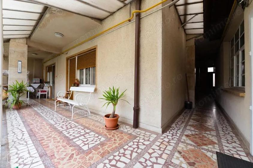 Vila multifunctionala langa Montessori House - 4