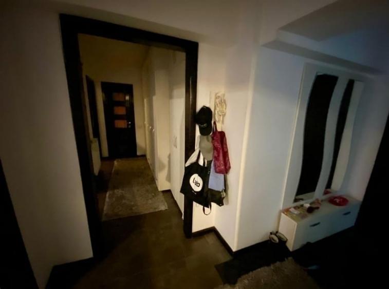 Stefan Cel Mare-etajul 1- 4 camere decomandat-CUB - 3