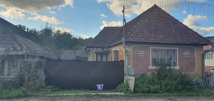 Casa de vanzare la ?ara